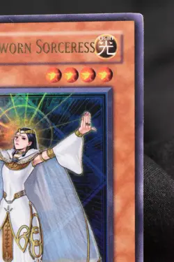Lyla, Lightsworn Sorceress 1st Edition LODT-EN019 LP Ultra Rare Holo Yugioh Card - Image 3