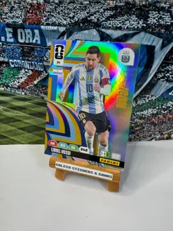 Panini Adrenalyn XL FIFA World Cup 2026 Lionel Messi Argentina Icon Foil #24 - Image 1