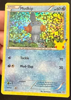 Mudkip HEAVY HOLO BLEED 19/25 2021 McDonald's 25th Anniversary Pokemon Card - Nm - Image 1