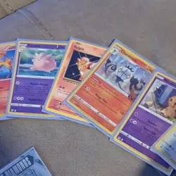 Pokemon TCG Mixed Card Lot English Holo/Foil Reverse Holo Charmander Gyarados - Image 4