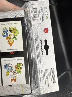 Pokemon 25th Anniversary First Partner Collector's Binder w/ jumbo Pikachu card 820650809606 - Image 3