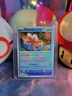 Goldeen 20/131 Pokemon TCG S&V Prismatic Evolutions Pokeball Common Holo NM - Image 1