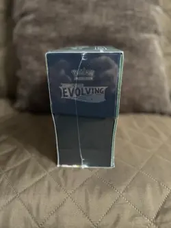 Pokemon TCG SWSH: Evolving Skies Elite Trainer Box Factory Sealed, Tear. Read - Image 5