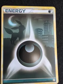 Pokemon (Non-Holo) DARK ENERGY Card HEARTGOLD SOULSILVER 121/123 Umbreon - Image 1