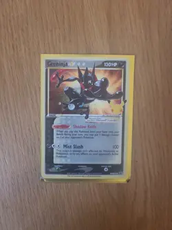 Pokemon TCG Greninja Gold Star SWSH144 25th Celebrations Promo - Image 1