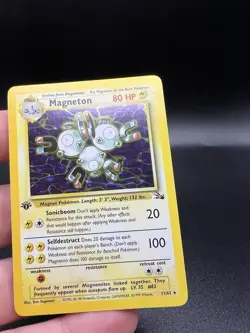 Pokemon TCG - Magneton 11/62 Holo 1st Edition Fossil LP/NM YB1 - Image 2