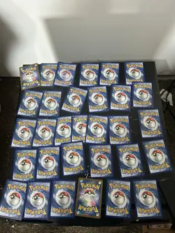 Pokemon TCG Exs mixed lot 31 cards various conditions and sets - Image 2