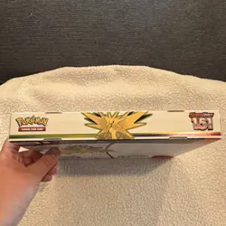 Pokemon TCG Scarlet & Violet 151 Zapdos ex Collection Promo Booster Box EN - Image 2
