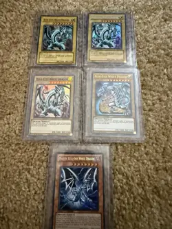 Konami Yu-Gi-Oh! TCG LOB Blue-Eyes White Dragon 5-Card Lot - Image 1