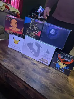 Pokemon Collection lot - Image 1