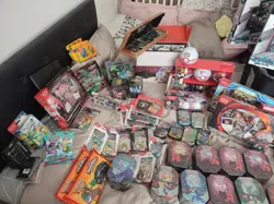 Pokemon TCG Sealed Mixed Lot Elite Trainer Boxes, Booster Bundles & Tins - Image 2