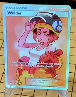 2019 Pokemon Card Trainer Welder 214/214 Unbroken Bonds Full Art Ultra Rare CRD1 - Image 1