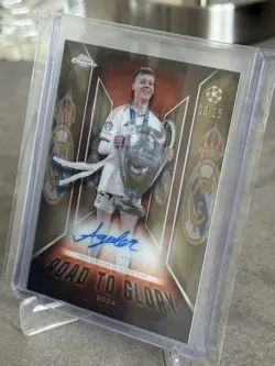 2025-26 Topps Chrome UCC Arda Guler Road To Glory Auto 03/25 - Real Madrid - Image 2