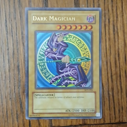 Konami Dark Magician SDY-006 Starter Deck Yugi Unlimited UR ENG - Image 1