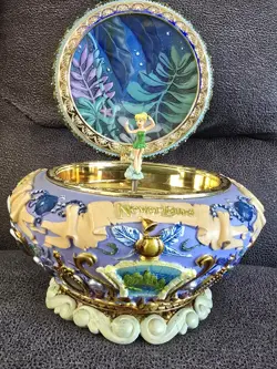 RARE DISNEY TINKER BELL Peter Pan Neverland Music Box "You can Fly" Works! - Image 1