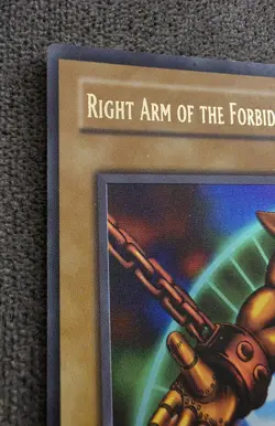 Right Arm of the Forbidden One LOB-122 The Legend of Blue Eyes White Dragon - Image 5