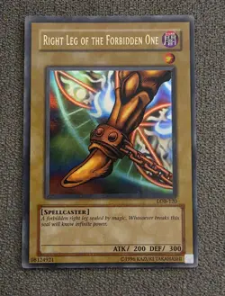 Yu-Gi-Oh! TCG Right Leg of the Forbidden One LOB-EN120 - Image 1