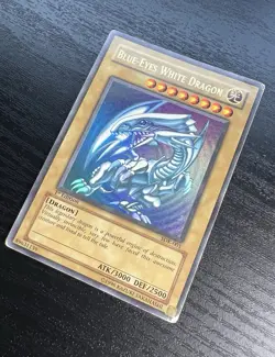 Yu-Gi-Oh! Blue-Eyes White Dragon SDK-001 1st Edition Ultra Rare - Image 3