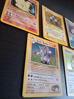 Pokemon *Base Set* Holo (LOT of 5) With Rare Trainer Cards - Image 2