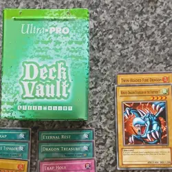 Yu-Gi-Oh! TCG 17-Card Lot Blue-Eyes White Dragon 1st Ed + Ultra PRO Vault - Image 5