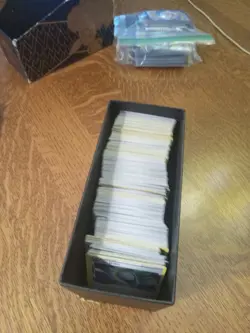 Pokemon Lot of 549 Cards and other accessories. good condition. - Image 4