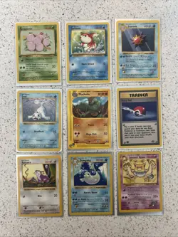 Pokemon TCG Vintage Lot Of 35 Cards - Image 3