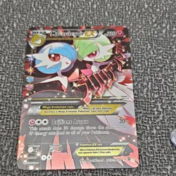 Pokemon TCG M Gardevoir EX RC31/RC32 Generations UR Full Art Holo EN - Image 2