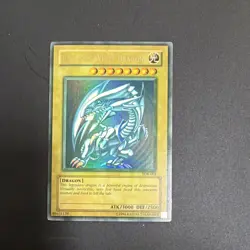 Konami Yu-Gi-Oh! Blue-Eyes White Dragon SDK-001 Ultra Rare Holo Unlimited EN - Image 1