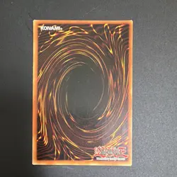 Konami Yu-Gi-Oh! Blue-Eyes White Dragon SDK-001 Ultra Rare Holo Unlimited EN - Image 3
