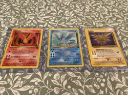 Pokemon 1999 Fossil Set Legendary Birds Trio Articuno Zapdos Moltres Non Holo LP - Image 1
