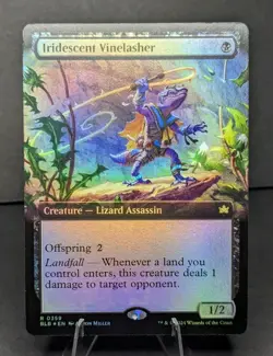 Iridescent Vinelasher (Extended Art) Bloomburrow Foil - Image 1