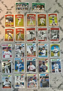 2026 & 2021 Topps Heritage 400 Card Lot (200 Each) All Stars, HOF, Inserts - Image 2