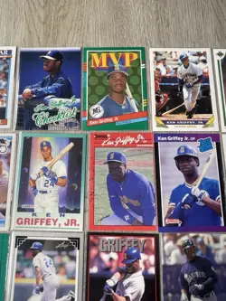 1990's Ken Griffey Jr Baseball Card Lot Upper Deck Topps Fleer Donruss CV JD - Image 3