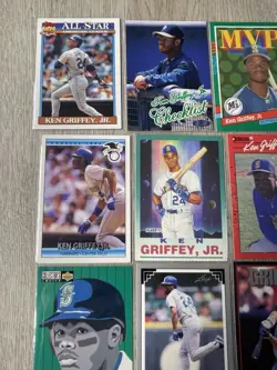 1990's Ken Griffey Jr Baseball Card Lot Upper Deck Topps Fleer Donruss CV JD - Image 4