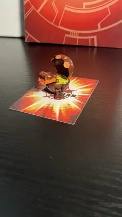 Bakugan Battle Brawlers B1 Anime Accurate Color Subterra Juggernaut w/card - Image 2
