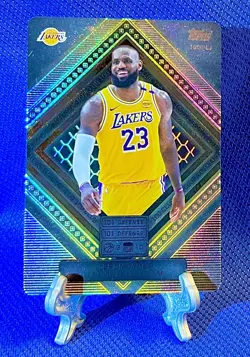 LeBron James 2025-26 Topps Match Attax SP GOLD 100 CLUB #100C-LJ Lakers 1:10 🔥 - Image 1