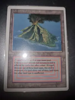 Volcanic Island MP MTG REVISED EDITION - Image 1