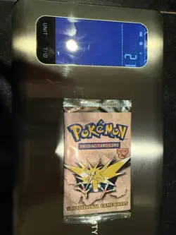 HEAVY Pokemon Fossil Booster Pack Zapdos 21g - Image 2