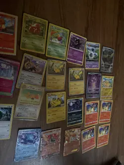 pokemon cards lot vintage/modren - Image 3