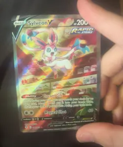 The Pokemon Company Sylveon V 184/203 Evolving Skies Full Art Holo UR ENG - Image 1
