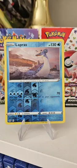 Pokemon Tcg Lapras 048/202 Sword & Shield Base Set Reverse Holo - Image 1
