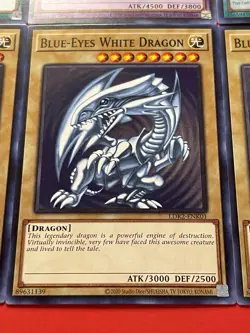 3x Blue-Eyes White Dragon SDK Art + Blue-Eyes Ultimate Dragon + Vision | YuGiOh! - Image 5