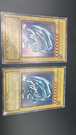 2x Blue Eyes White Dragon SDK 001 - Image 1