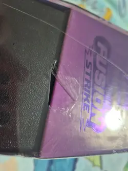 Pokemon Fusion Strike Elite Trainer Box ETB - Sword & Shield - Pokemon Sealed - Image 3