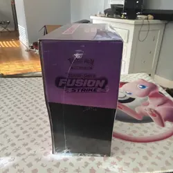 Pokemon TCG - Fusion Strike ETB - Elite Trainer Box Sword & Shield New/Sealed 820650809330 - Image 3