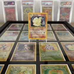 Ninetales 12/102 Base Set Unlimited Holo Rare 1999 Vintage Pokemon Card - Image 1