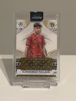 2024-25 Topps Reverence UEFA Aleksandar Pavlovic Auto Blue /75 FC Bayern Munchen - Image 1