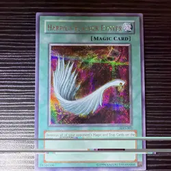 Konami Yu-Gi-Oh! TCG Harpie's Feather Duster SDD-003 Ultra Rare Foil EN LE - Image 1