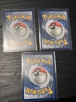 Pika Pika Bundle! Pokemon Card Bundle x3 |Pikachu V Vivid Voltage FREE SHIPPING - Image 4