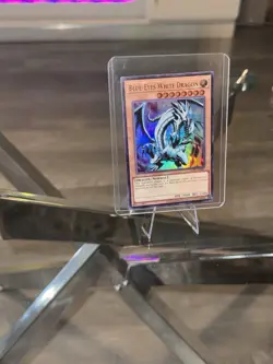 Blue-Eyes White Dragon Ultra Rare Mint Condition LCKC-EN001 - Image 3